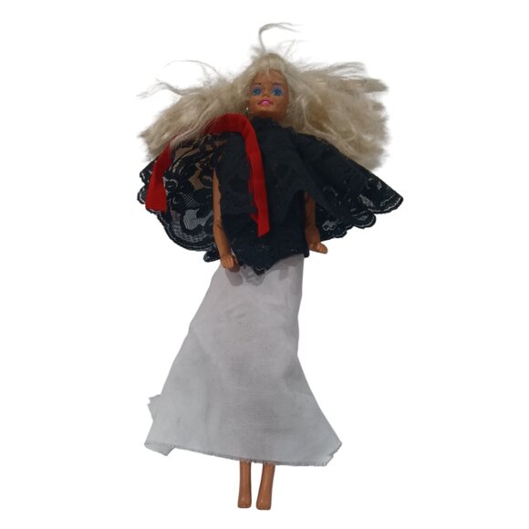 Vintage Barbie Dolls Lot of 3, China 1966, Blonde Hair Blue Eyes - Picture 8 of 10